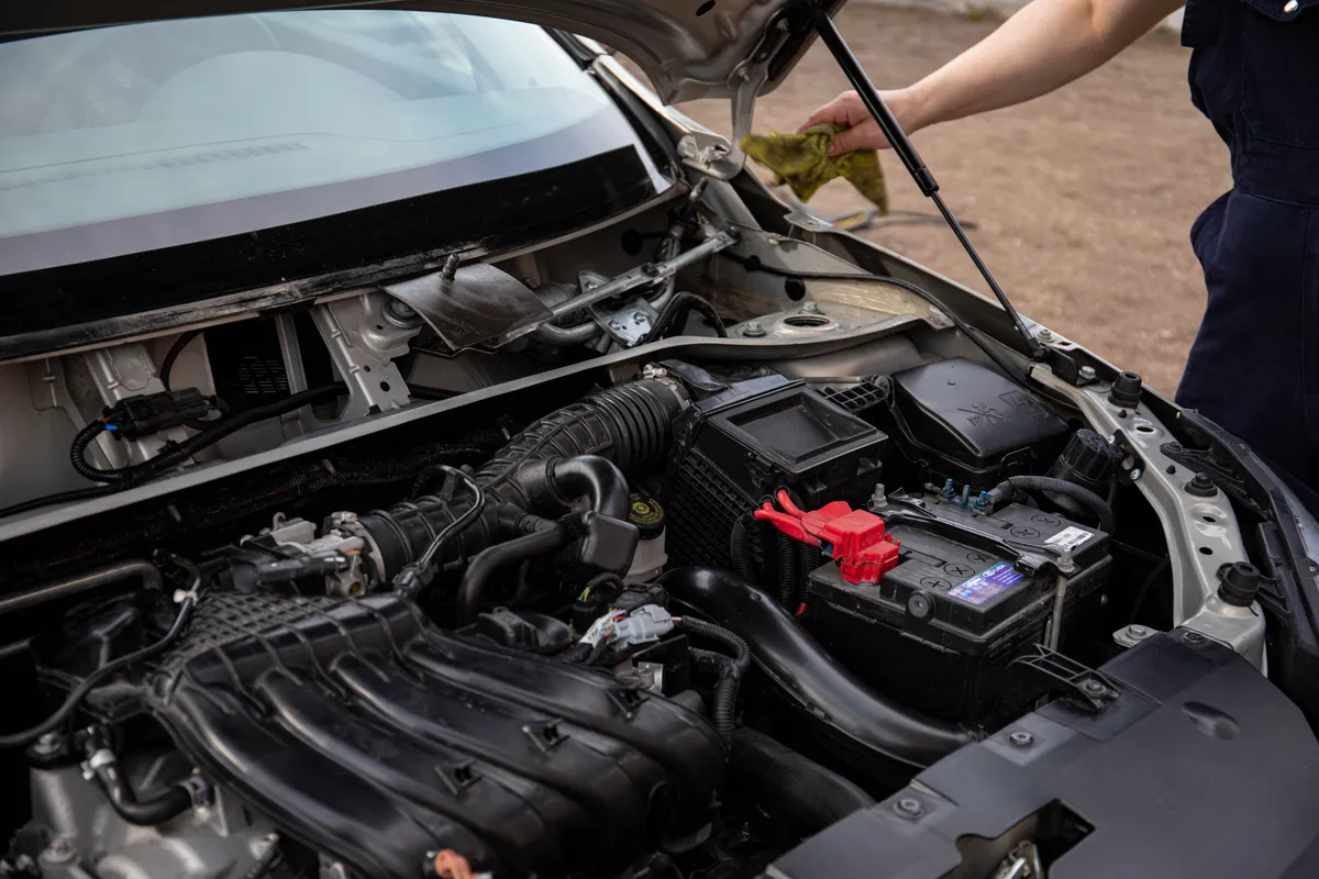 Como descobrir se um carro usado vale a pena antes de comprar em Goiânia (o que quase ninguém te mostra)